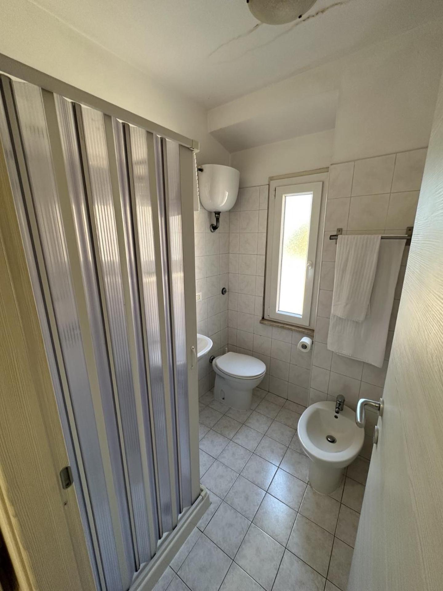 Hotel Le Rose Tivoli Terme Bagian luar foto